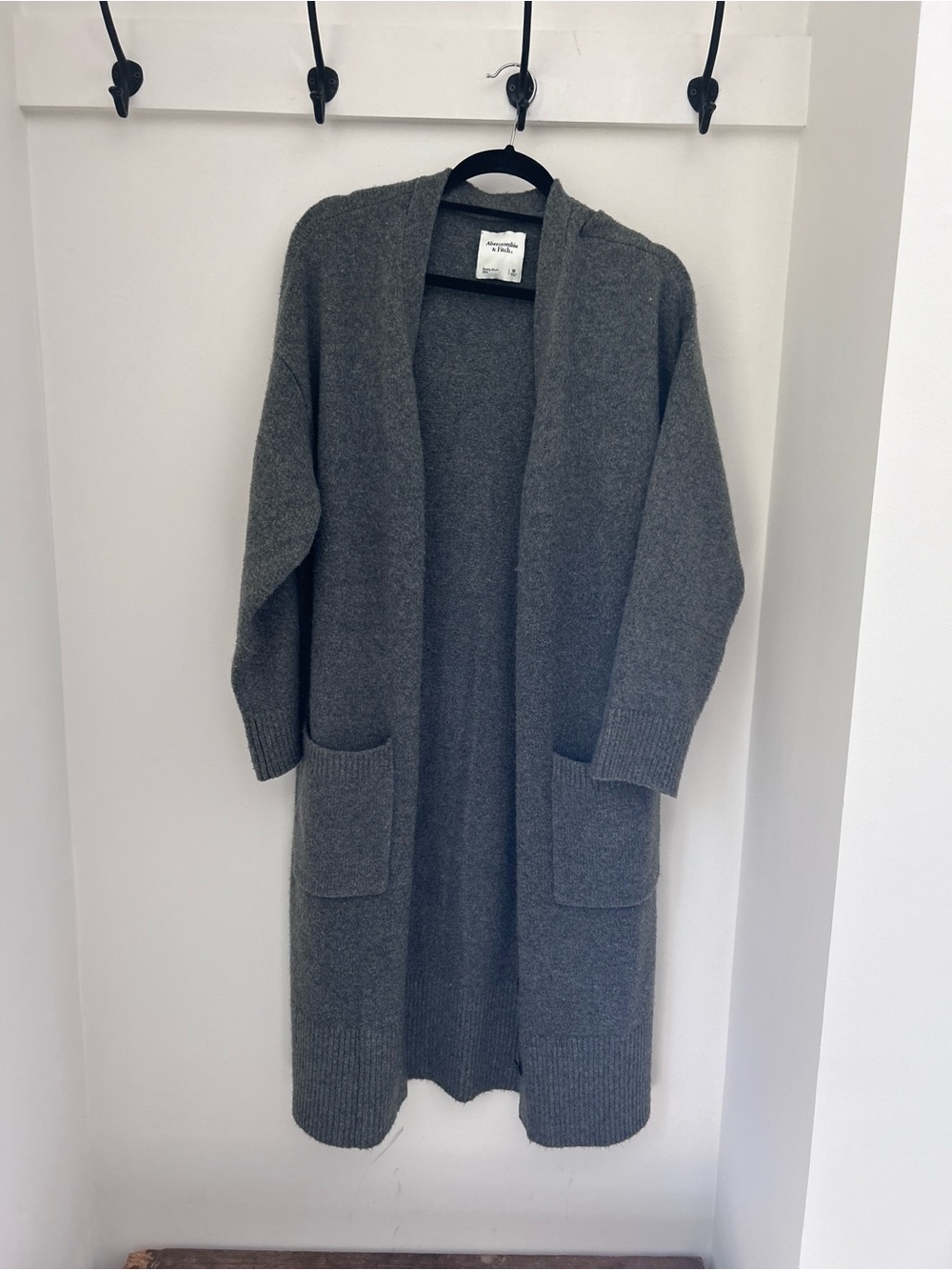 Abercrombie & Fitch Long Sweater Cardigan